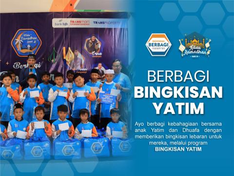 Berbagi Bingkisan Yatim